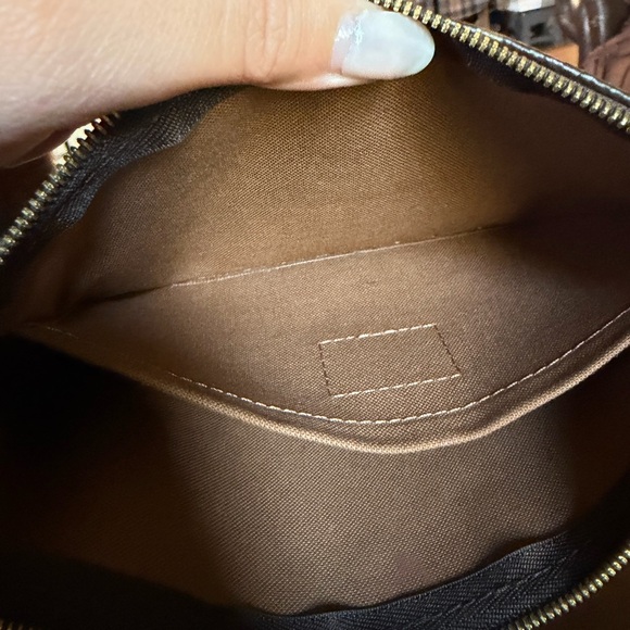 Louis Vuitton Multi Pochette Accessories - Picture 11 of 13